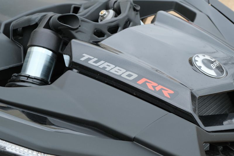 NEW 2026 CAN-AM MAVERICK X3 MAX X RS TURBO RR WITH 1025 TOUCHSCREEN Image 13