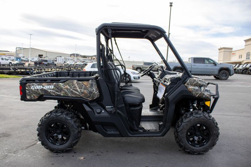 NEW 2026 CAN-AM DEFENDER XT HD7 Image 3