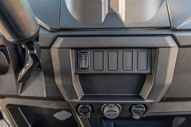 NEW 2026 POLARIS RANGER CREW 1000 PREMIUM Image 21