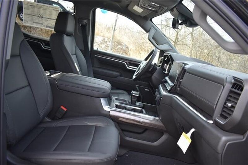 2025 Chevrolet Silverado 1500 LTZImage 15