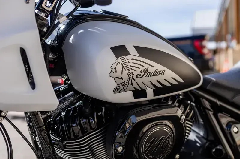 NEW 2025 INDIAN MOTORCYCLE SPORT CHIEF Image 8