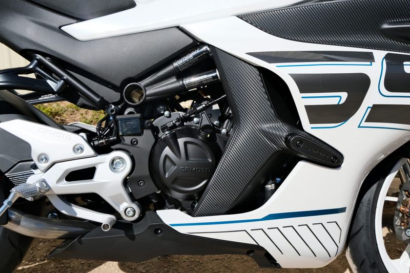 NEW 2026 CFMOTO 450SS Image 5