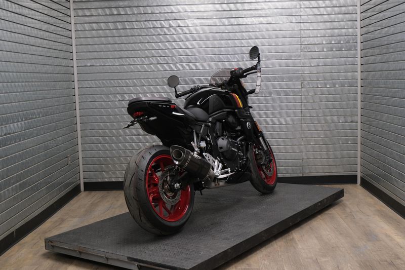 NEW 2026 SUZUKI GSX8TT Image 2