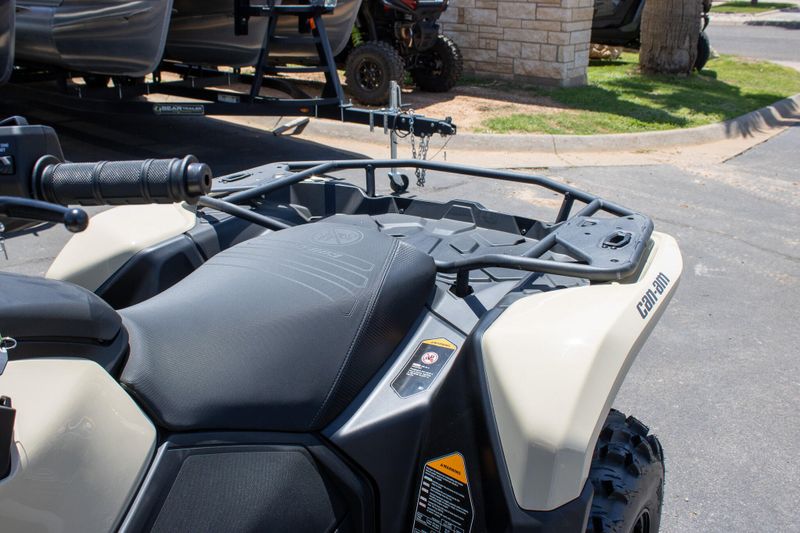 NEW 2026 CAN-AM OUTLANDER PRO HD5 Image 12