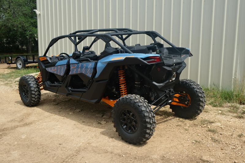 2025 Can-Am MAVERICK X3 MAX RS TURBO SCANDI BLUE AND ORANGE CRUSH Image 7
