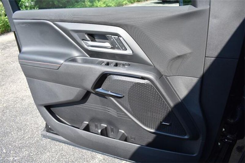 New 2024 Chevrolet Silverado EV RSTImage 32
