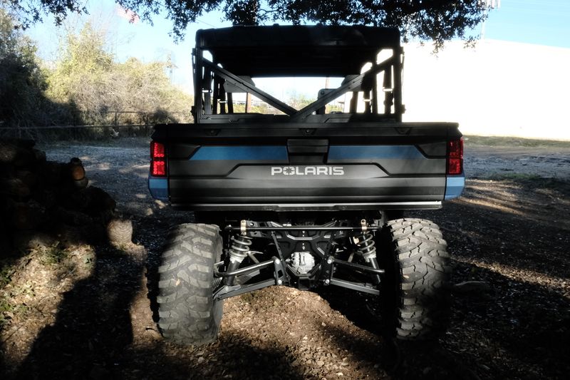 2025 Polaris RANGER CREW XP 1000 PREMIUM BLUE SLATE METALLIC SMOKEImage 2