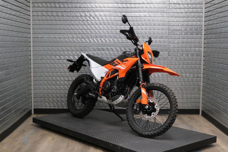 NEW 2026 KTM 390 ENDURO R Image 1