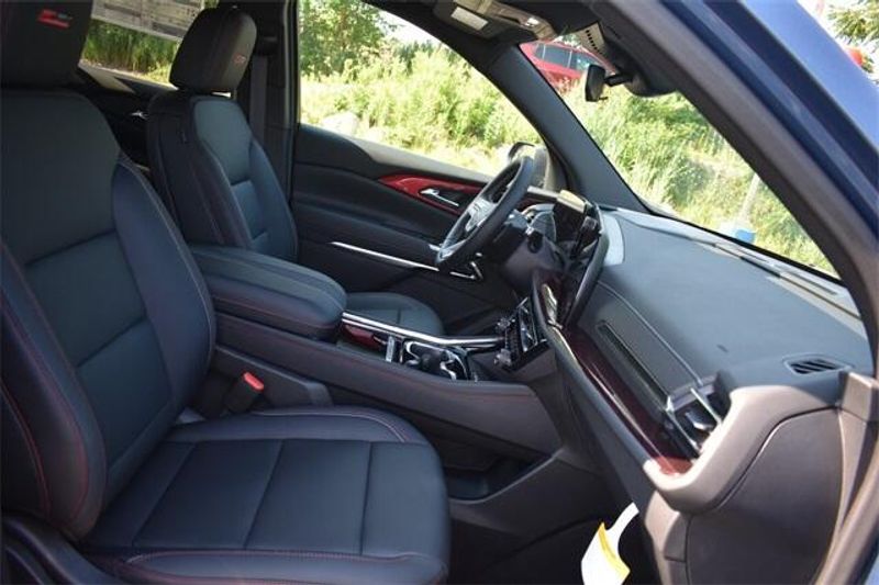New 2025 Chevrolet Traverse Z71Image 13