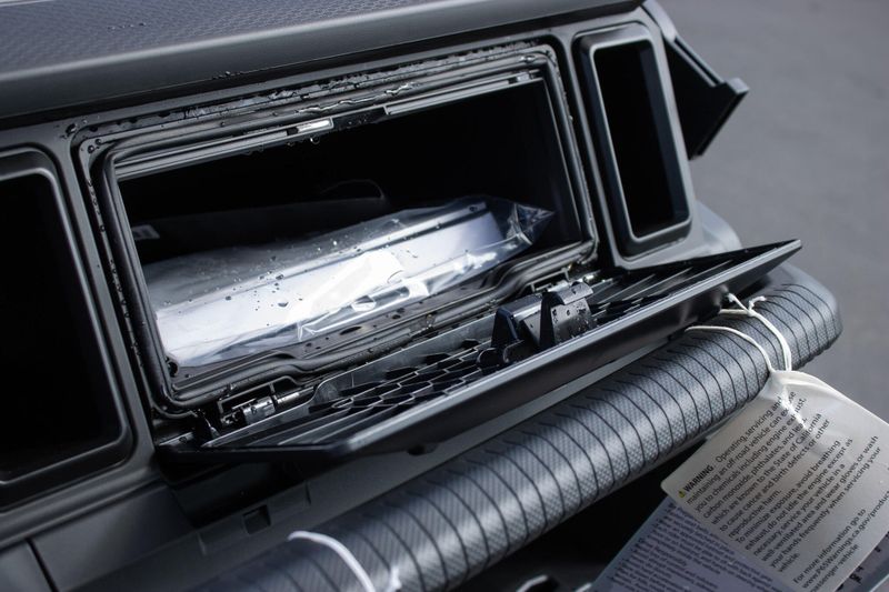 NEW 2026 CAN-AM DEFENDER MAX XT HD11 WITH 1025 INCH TOUCHSCREEN Image 49