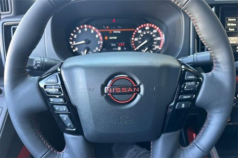 New 2025 Nissan Frontier PRO-XImage 19