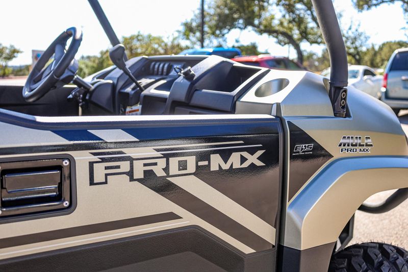 2025 Kawasaki MULE PROMX SE GOLDImage 2