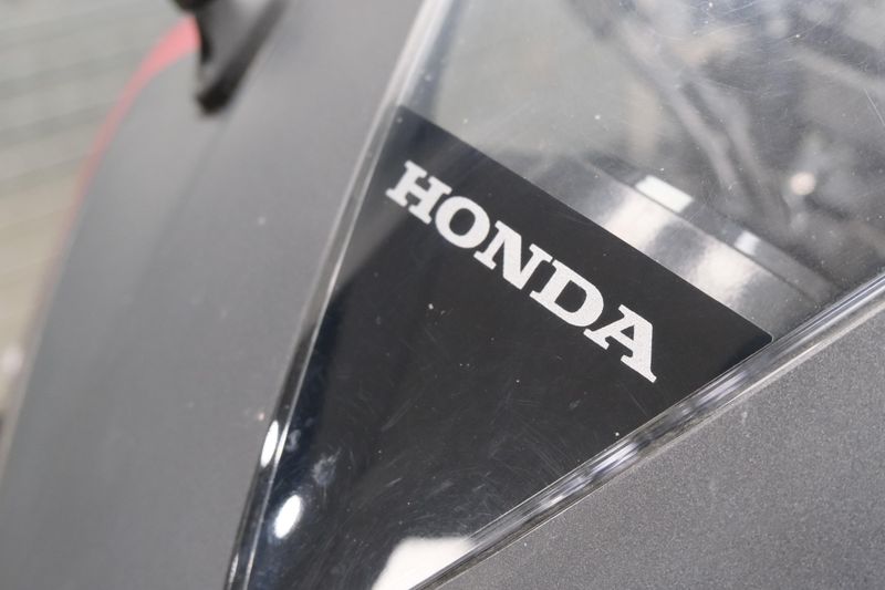 USED 2021 HONDA CBR300R Image 14