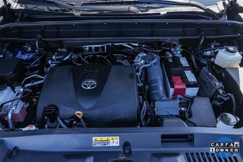 Used 2022 Toyota Highlander XLEImage 26