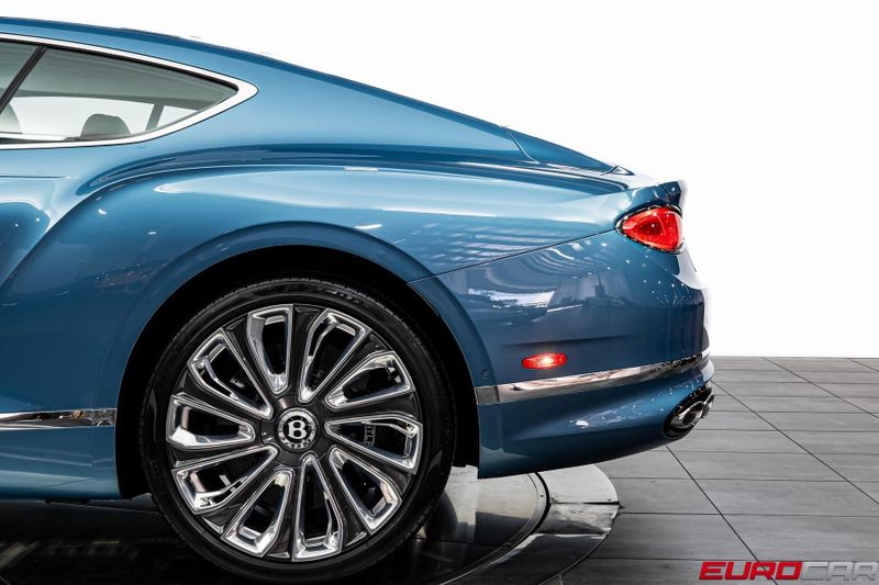 Used 2022 Bentley Continental GT V8 *TRI-COLOR INTERIOR * MULLINER DRIVING SPEC*Image 14