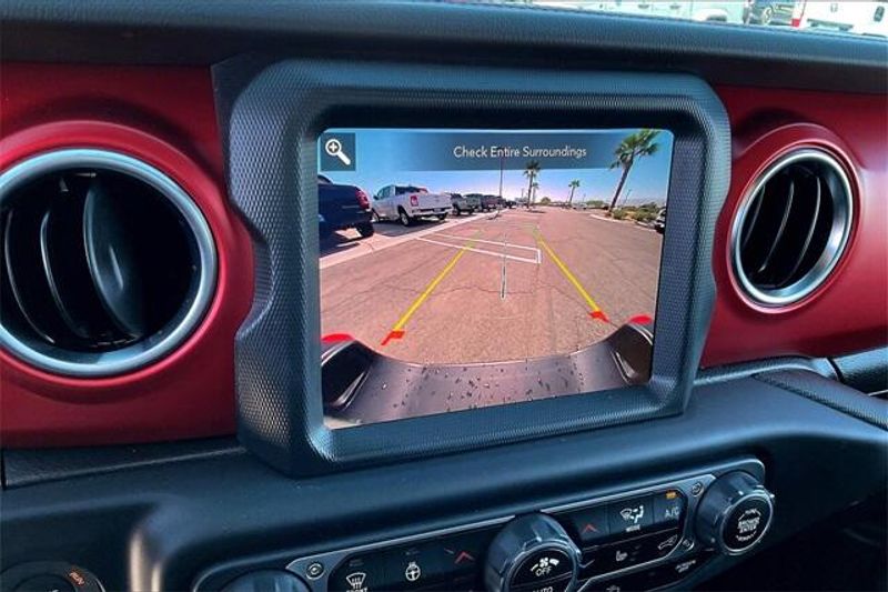Used 2023 Jeep Gladiator RubiconImage 21