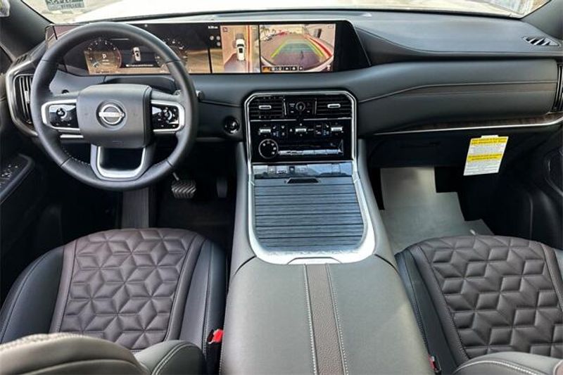New 2025 Nissan Armada PlatinumImage 10