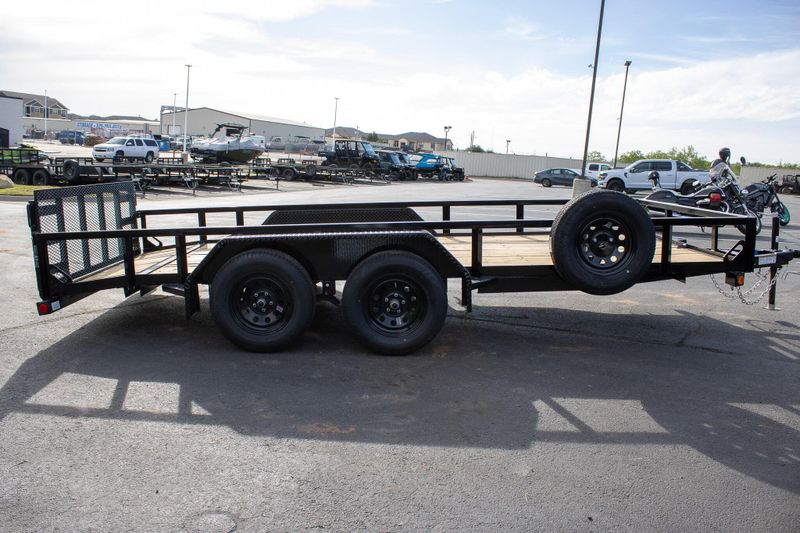 NEW 2026 LOAD TRAIL 77X16 UTILITY TRLR Image 3