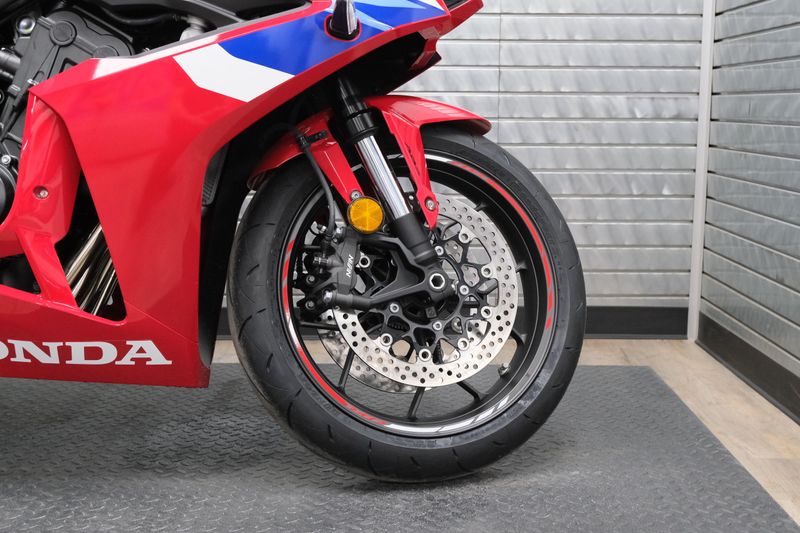 NEW 2026 HONDA CBR650R ECLUTCH Image 15