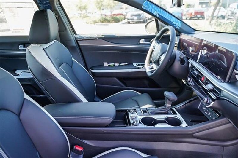 New 2026 Kia K5 GT-LineImage 9