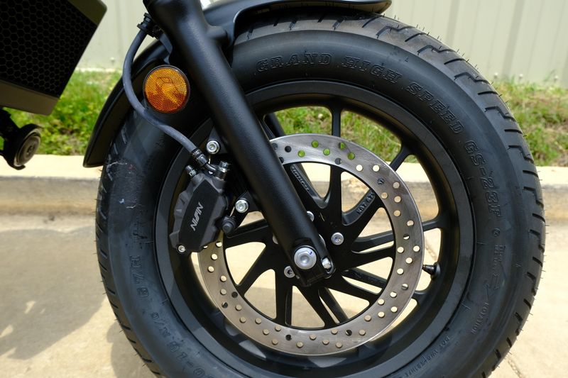2025 Honda REBEL 300 MATTE BLACK METALLIC Image 25
