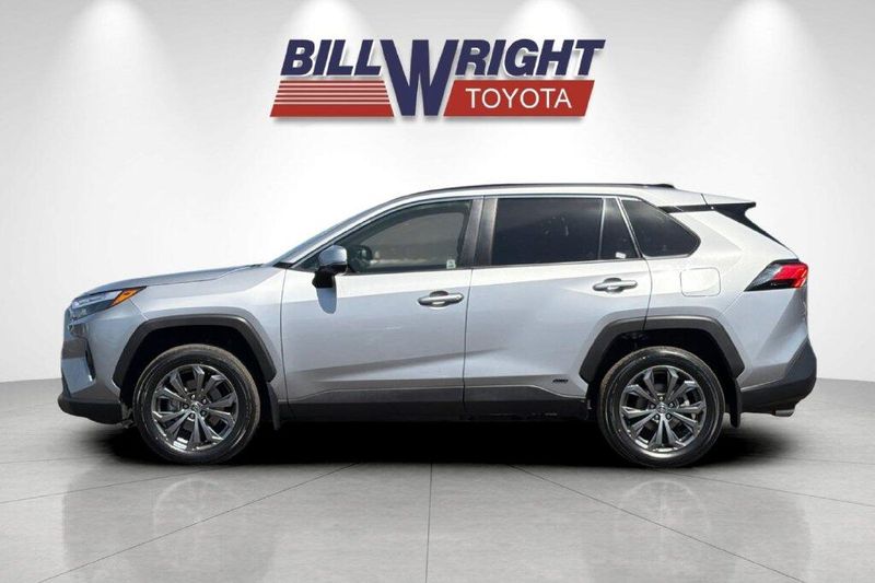Used 2024 Toyota RAV4 Hybrid XLE PremiumImage 6