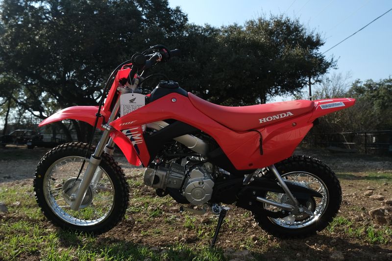 2025 Honda CRF110F REDImage 15