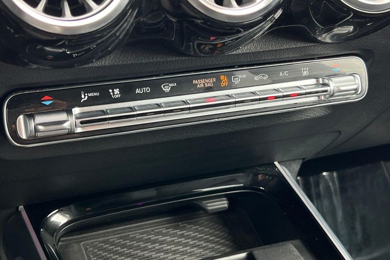 2023 Mercedes-Benz EQB 250+Image 24