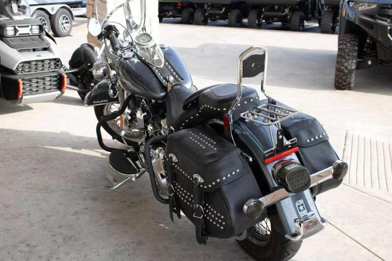 USED 2015 HARLEY SOFTAIL HERITAGE CLASSIC Image 4