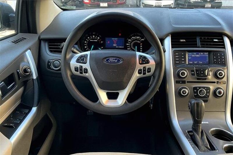 2013 Ford Edge SEImage 4