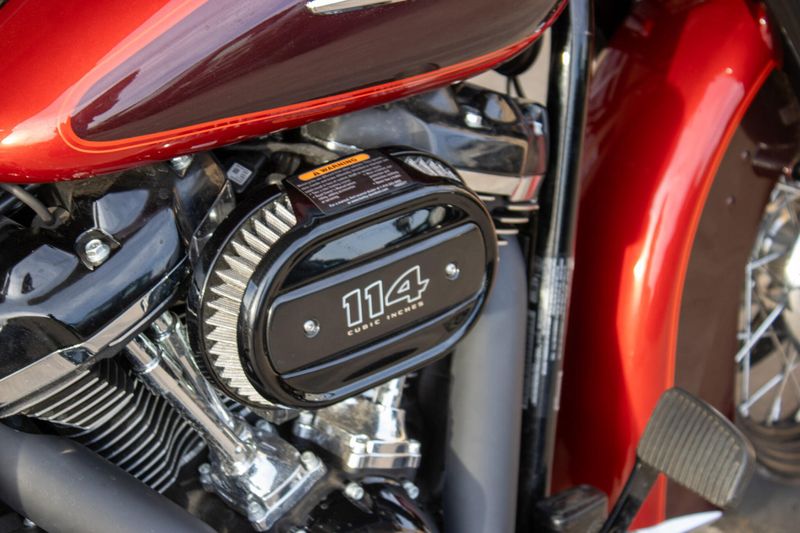 USED 2019 HARLEY SOFTAIL HERITAGE CLASSIC 114 Image 12