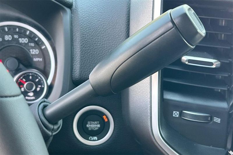 2026 Ram 2500 Big Horn photo 21
