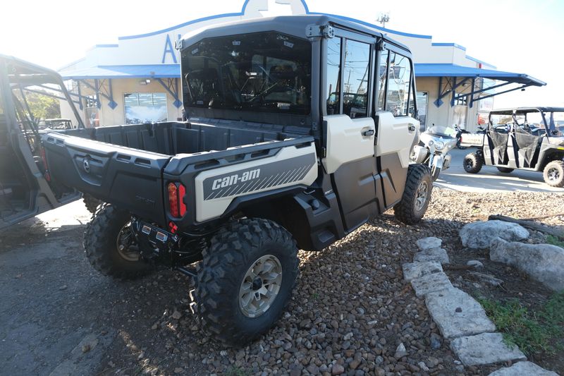 2025 Can-Am DEFENDER MAX LIMITED CAB HD10 DESERT TAN AND STEALTH BLACKImage 5