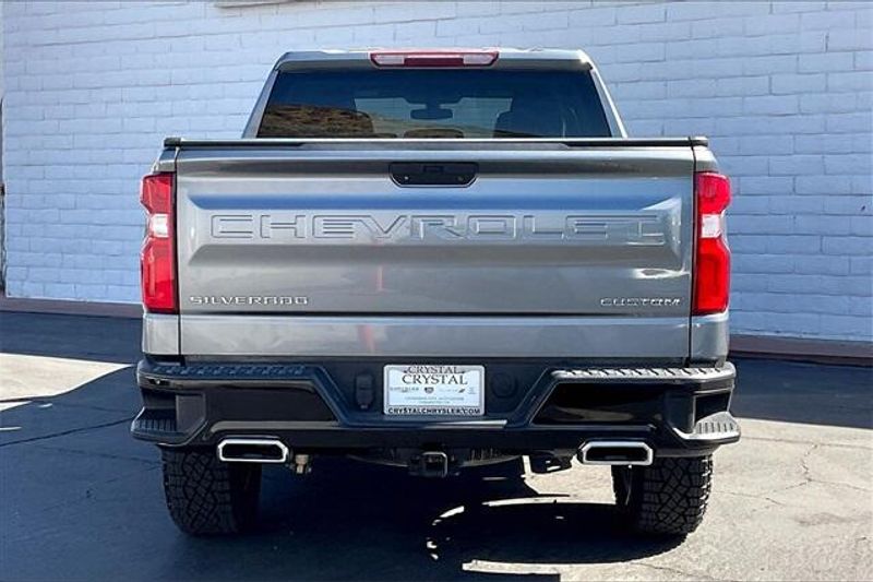 2021 Chevrolet Silverado 1500 Custom Trail BossImage 3