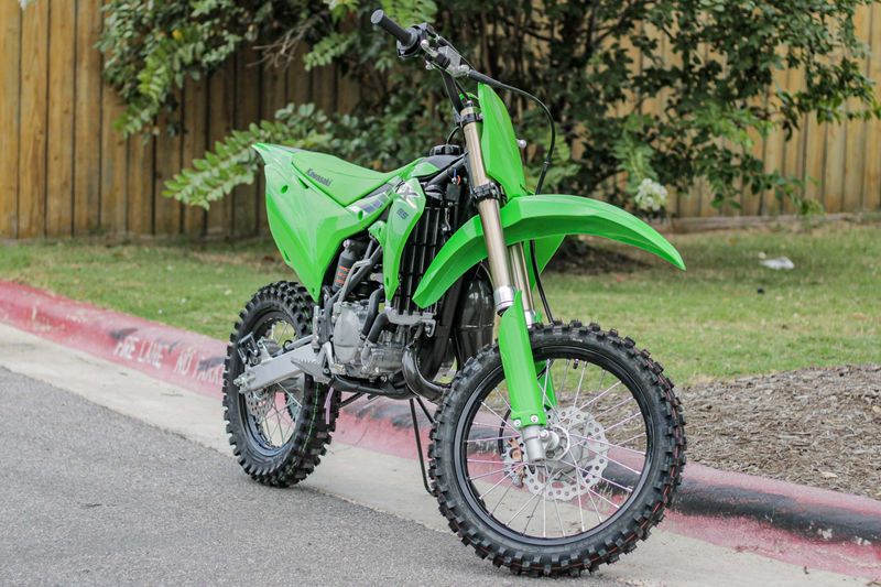 2025 Kawasaki KX 85  LIME GREENImage 1