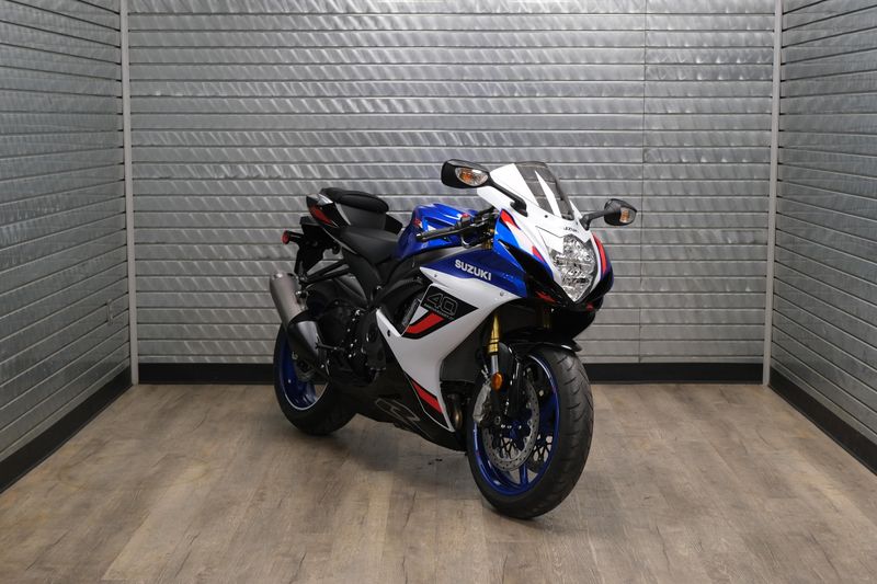 NEW 2026 SUZUKI GSXR750Z 40TH ANNIVERSARY EDITION Image 1