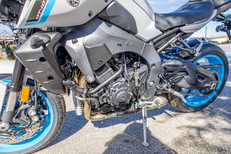 NEW 2026 YAMAHA MT10 Image 7