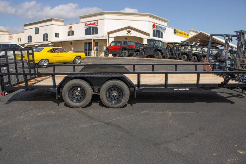 NEW 2025 LOAD TRAIL 77X20 UTILITY TRLR Image 4