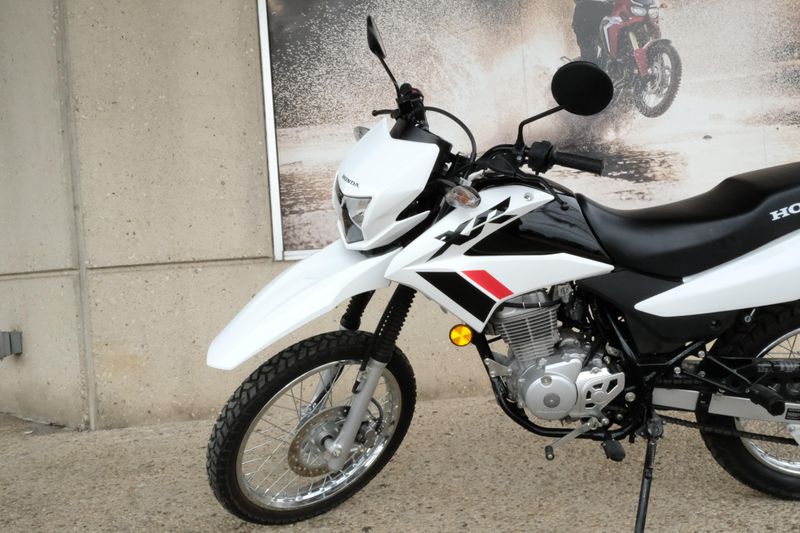 2024 Honda XR 150L WHITEImage 9