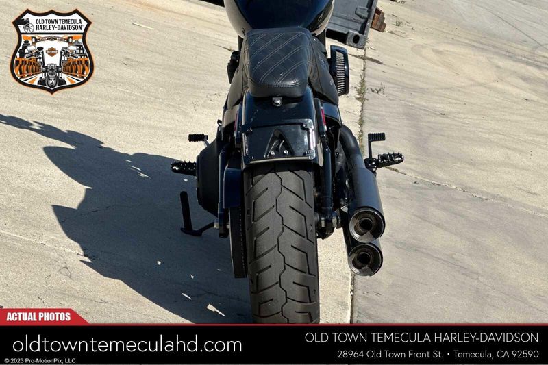 2020 Harley-Davidson Softail in a Black exterior color. BMW Motorcycles of Temecula – Southern California (951) 506-6903 bmwmotorcyclesoftemecula.com 