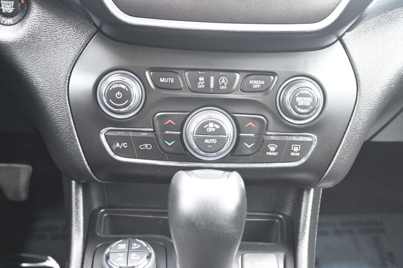 2021 Jeep Cherokee TrailhawkImage 27
