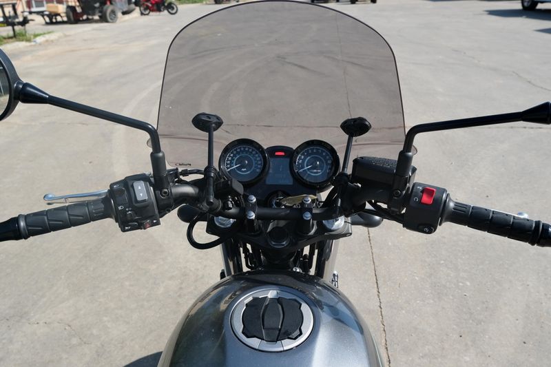 2023 Kawasaki Z650RS METALLIC MOONDUST GRAY AND EBONY Image 16