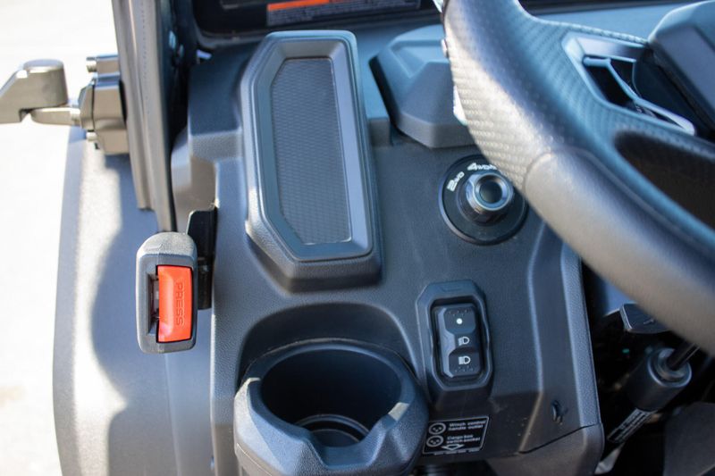 NEW 2026 CFMOTO UFORCE U10 XL PRO Image 24