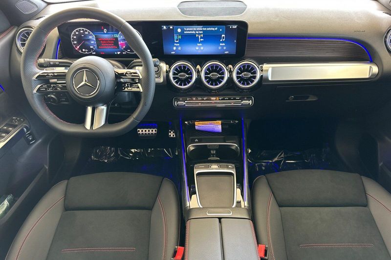 New 2026 Mercedes-Benz GLB 250Image 10