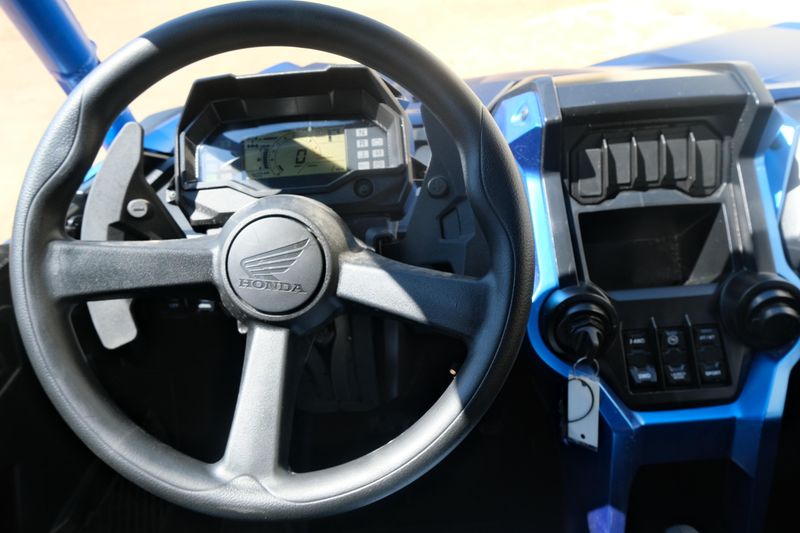 NEW 2025 HONDA TALON 1000R4 FOX LIVE VALVE Image 12