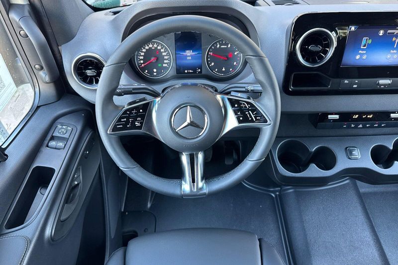 New 2026 Mercedes-Benz Sprinter 2500 Crew 144 WBImage 10
