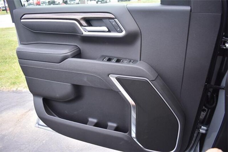 New 2025 Chevrolet Silverado 1500 LTImage 31