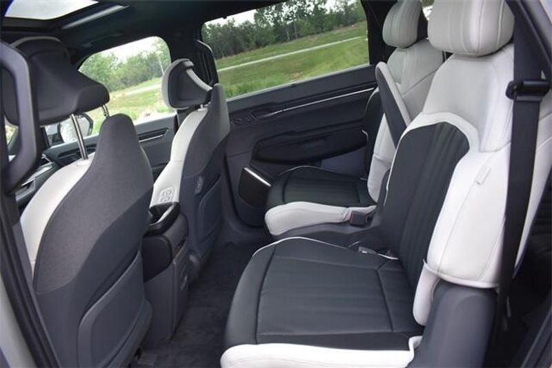 New 2026 Kia EV9 GT-LineImage 24