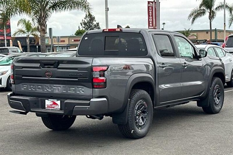 New 2025 Nissan Frontier PRO-4XImage 3
