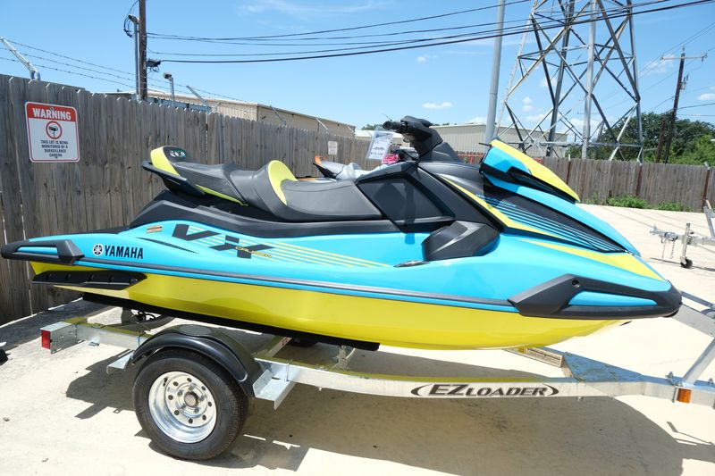 2023 Yamaha VX CRUISER WITH AUDIO CYAN WITH LIME YELLOW Image 2